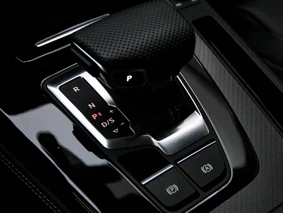 Audi Q5L 2025 45 TFSI Luxury Dynamic фото 21