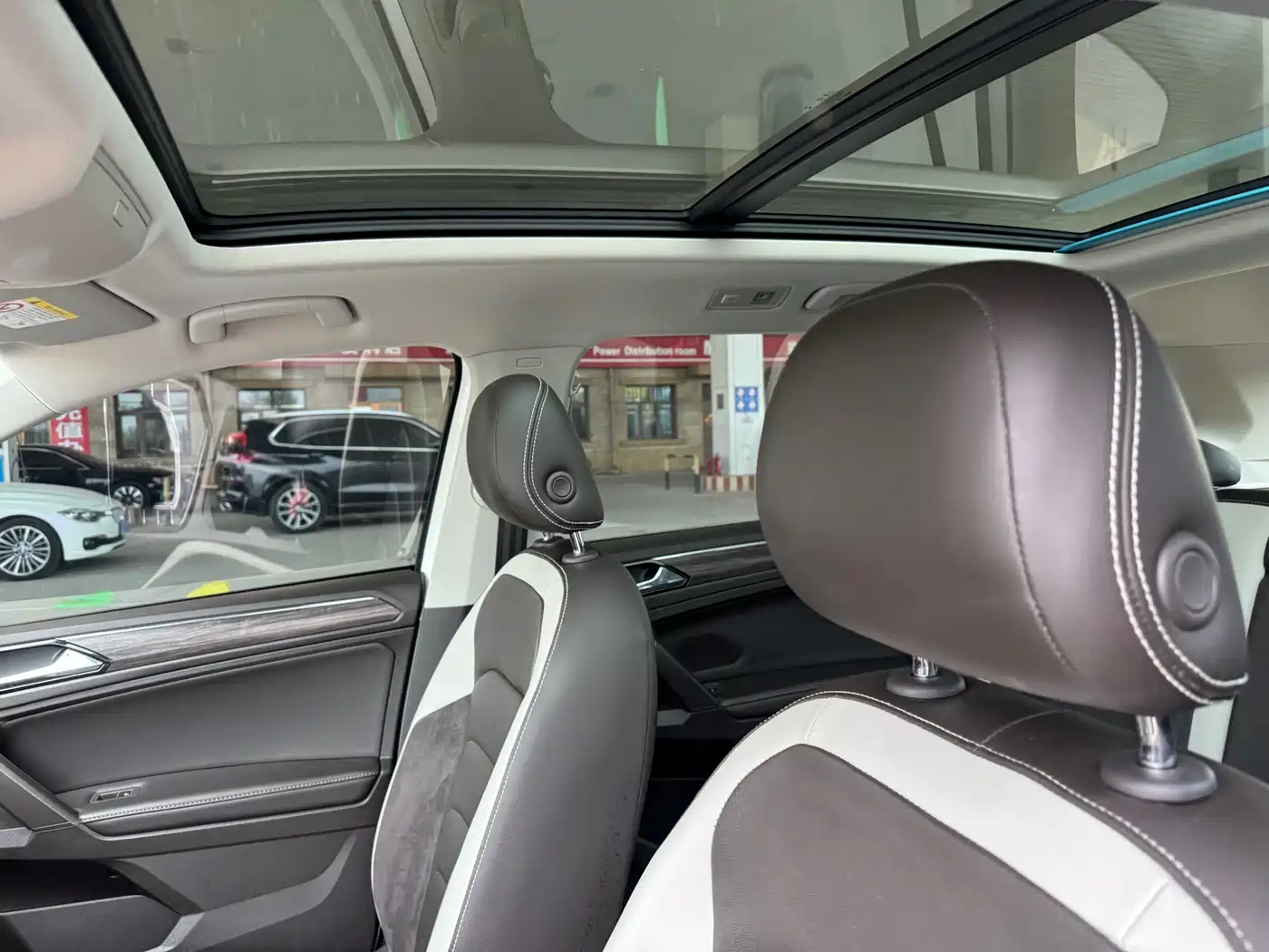 Volkswagen Tiguan L 2017 330TSI Automatic 2WD Luxury Edition фото 8
