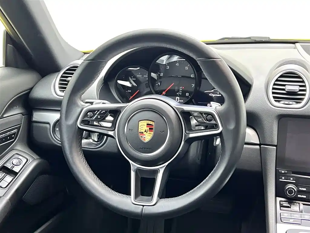 Porsche 718 2016 Cayman 2.0T фото 10