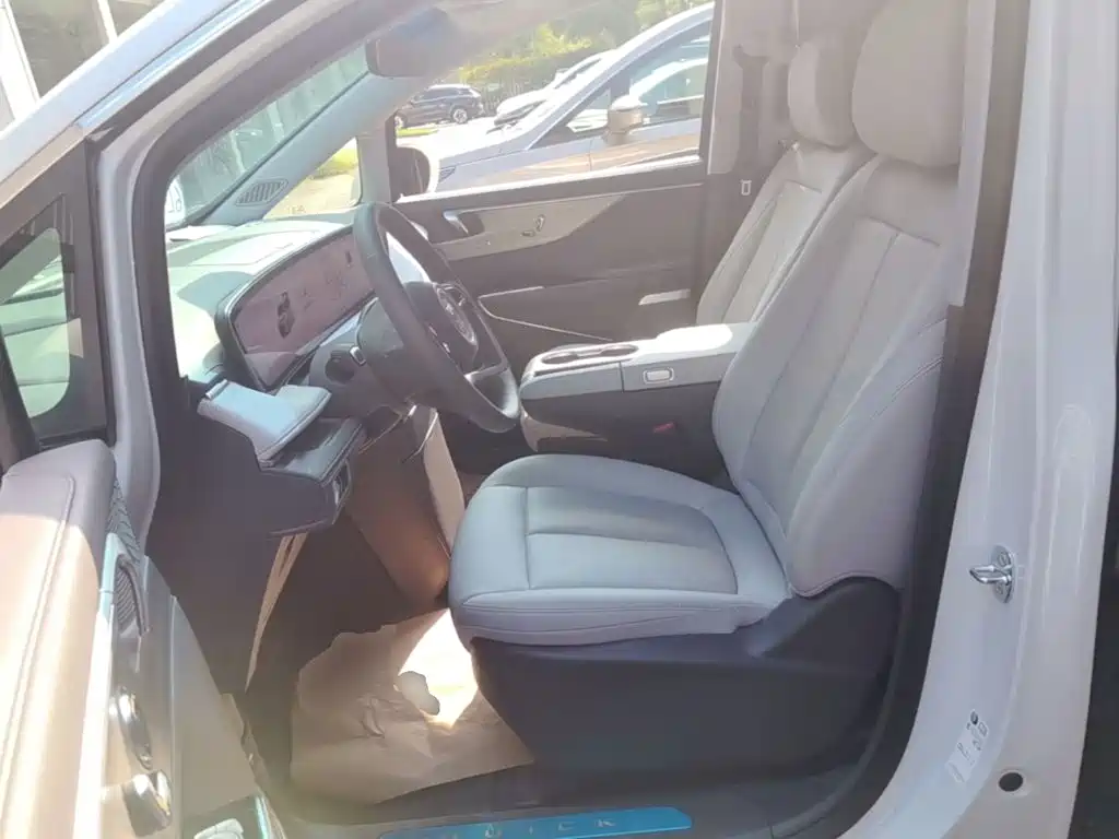 Buick GL8 2026 2025 Land Honor Premium Edition