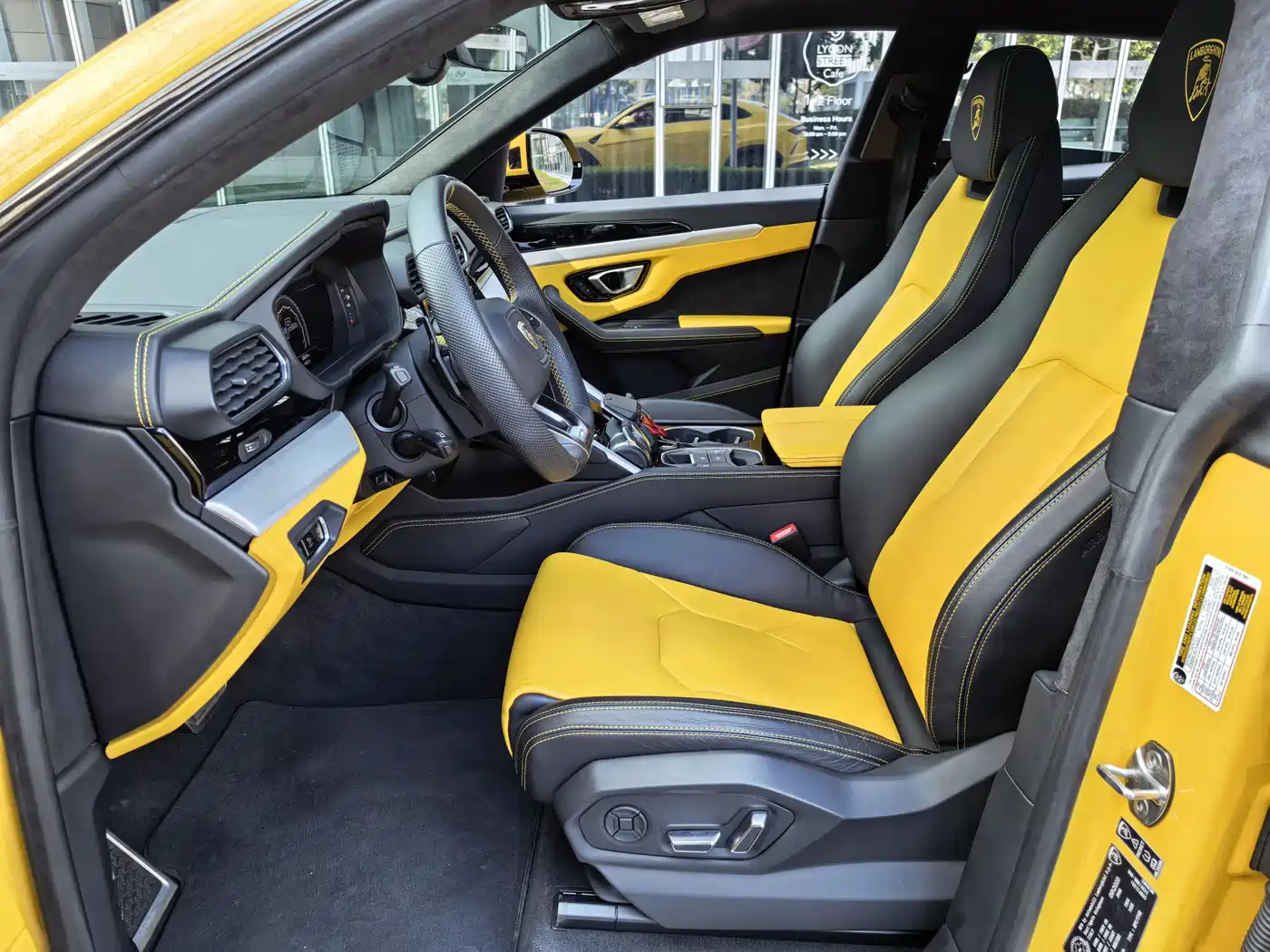Lamborghini Urus 2021 4.0T V8 фото 9
