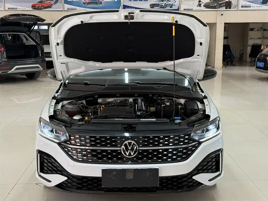 Volkswagen Lavida 2023 280TSI DSG Starlight Comfort Edition фото 7