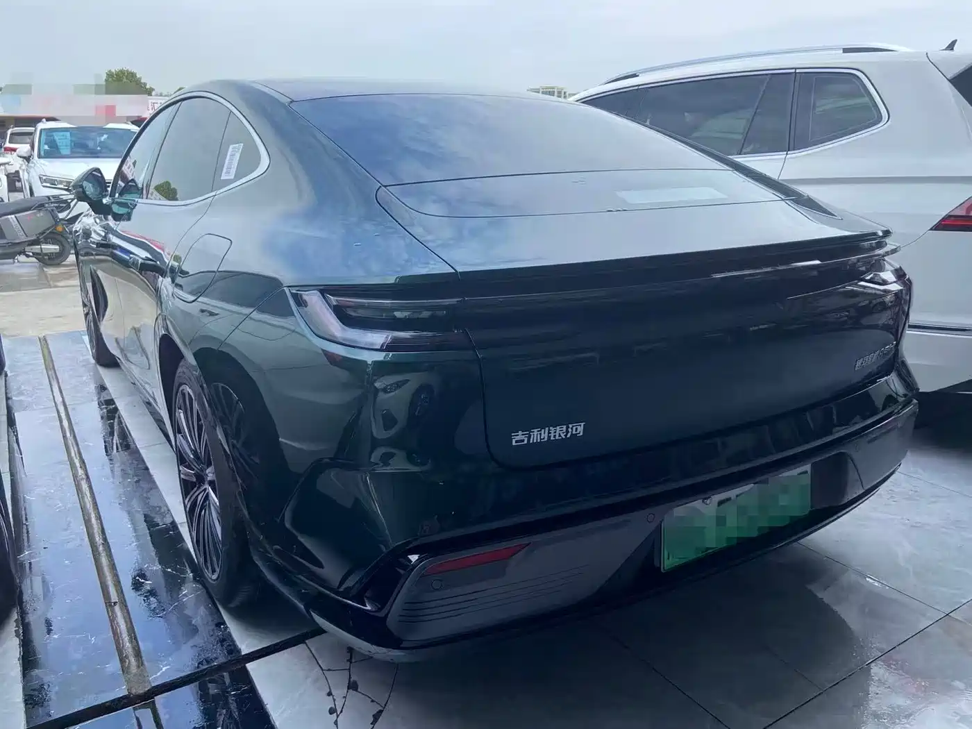 GEELY GALAXY GALAXY SPARKLE 8