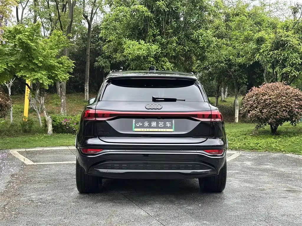 Audi Q6L e-tron 2025 Model Pioneer Edition фото 20