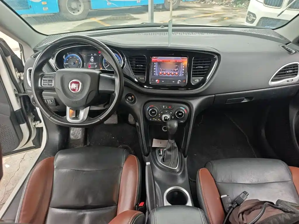 Fiat Viaggio 2015 2015 1.4T Auto Sport Edition