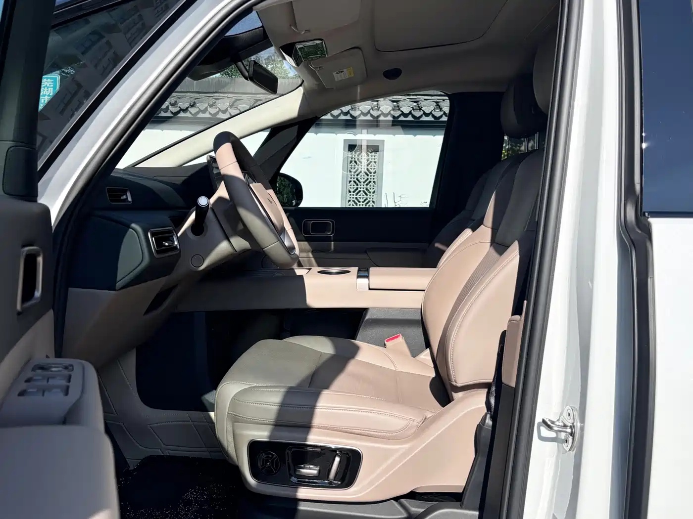 Li Auto MEGA 2025 2025 Model Home Family Special Edition