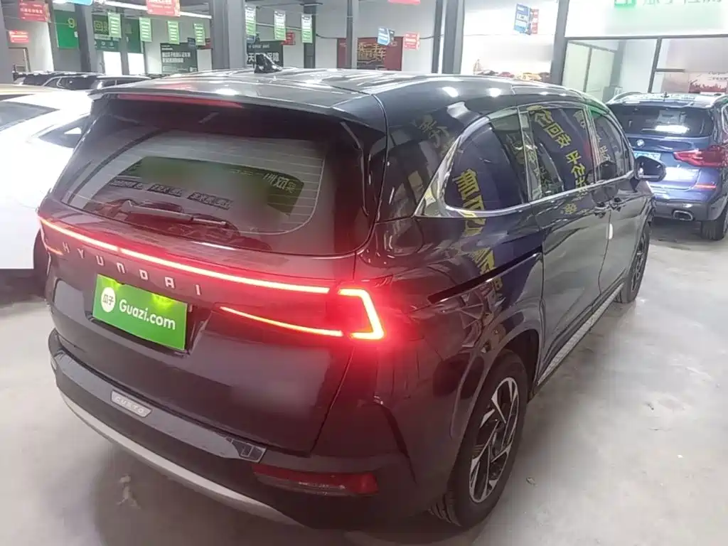 Hyundai Custo 2023 2021 270TGDi Premium LUX