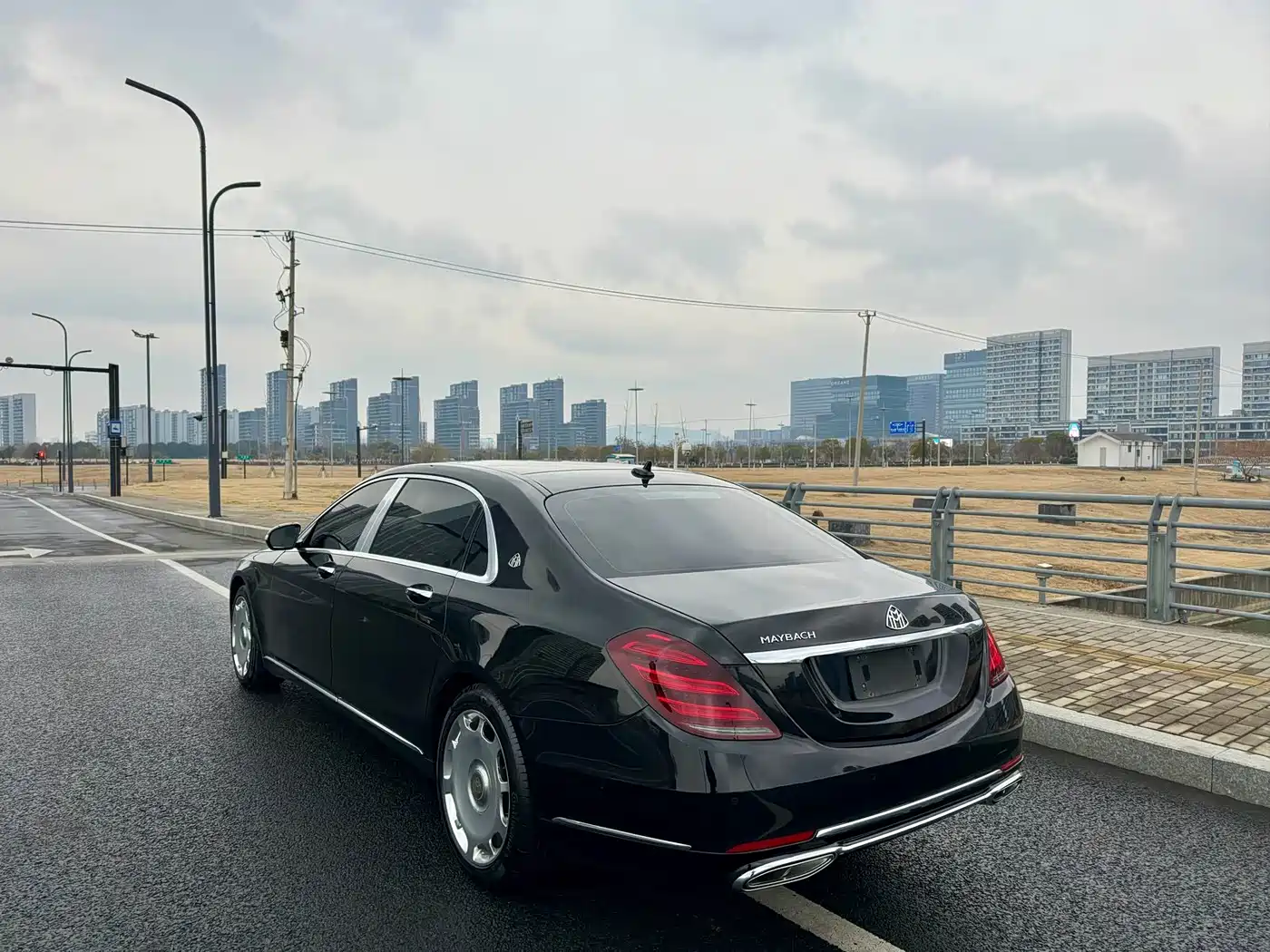 Mercedes-Benz Maybach S-Class 2016 S 400 4MATIC фото 26