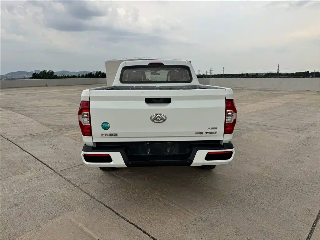 SAIC Maxus Maxus T60 2020 2020 2.0T Diesel Manual 2WD High Ground Clearance Pioneer Long Cab China VI