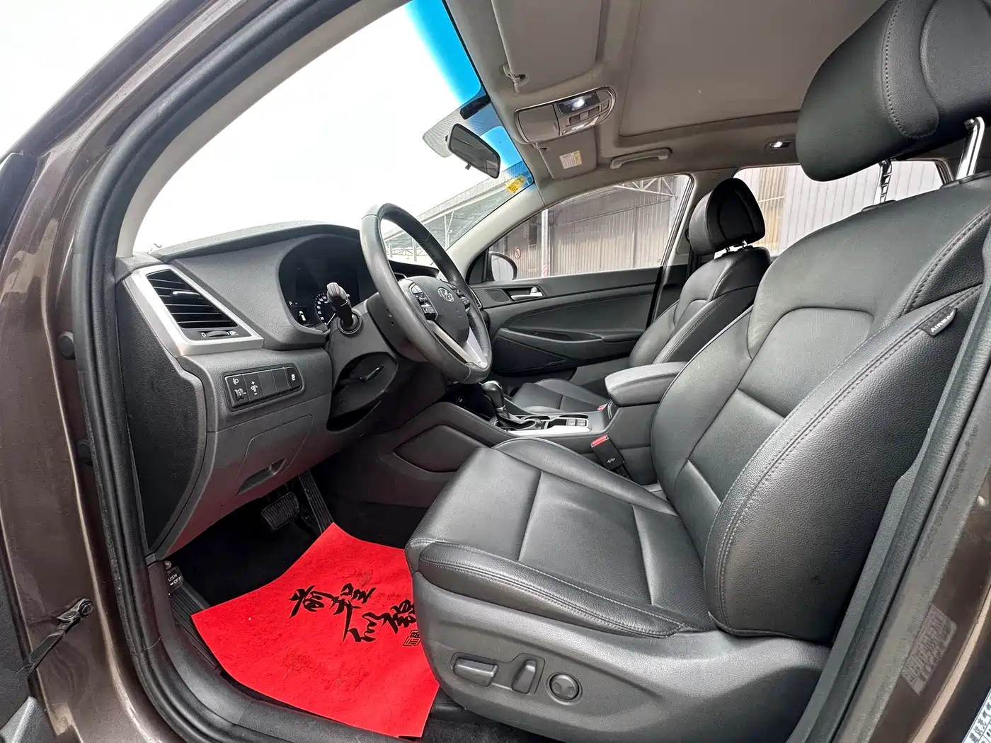 Hyundai Tucson 2018 1.6T DCT 2WD 15th Anniversary Special Edition фото 4