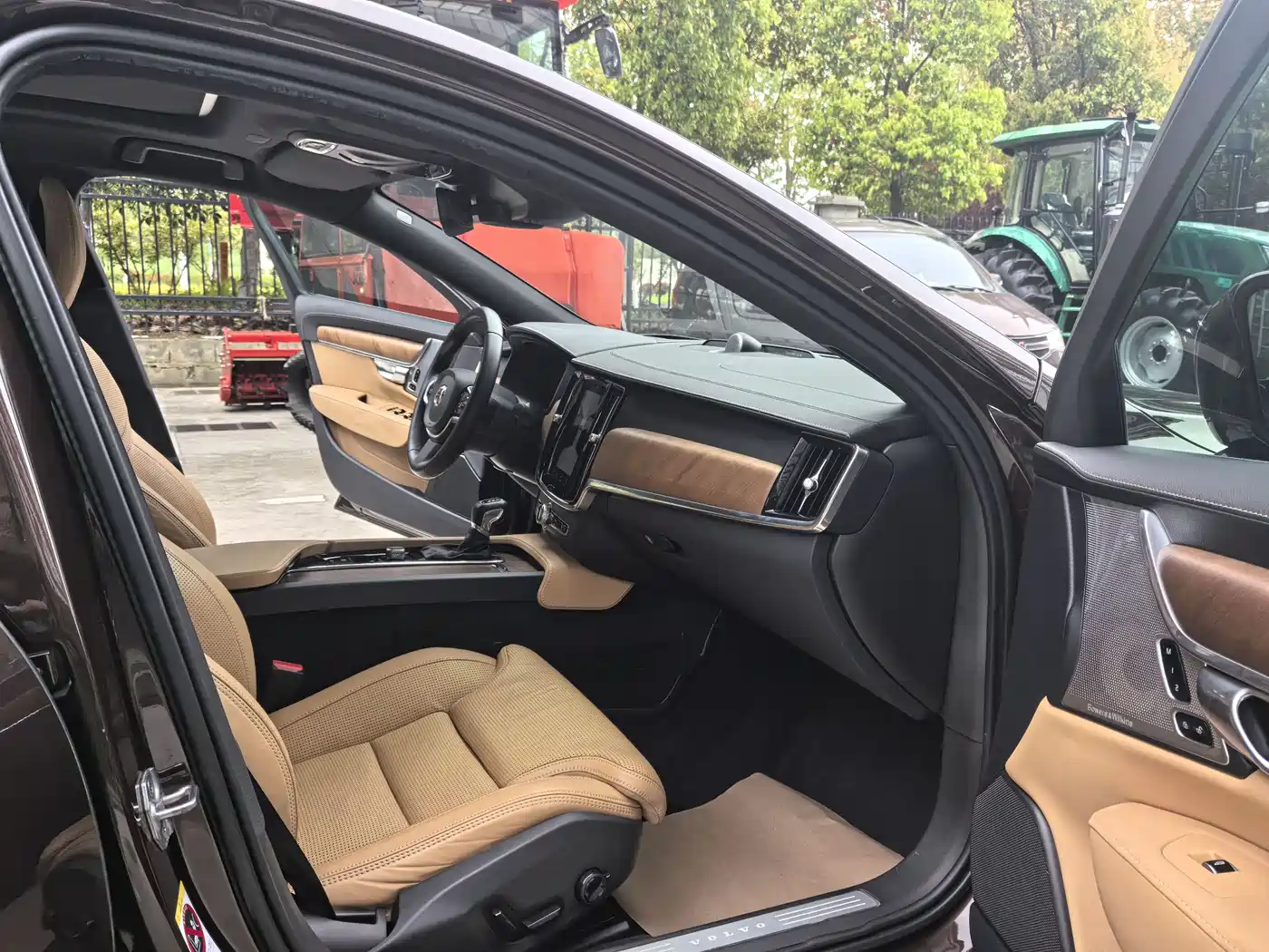 Фото 18 - Volvo S90
