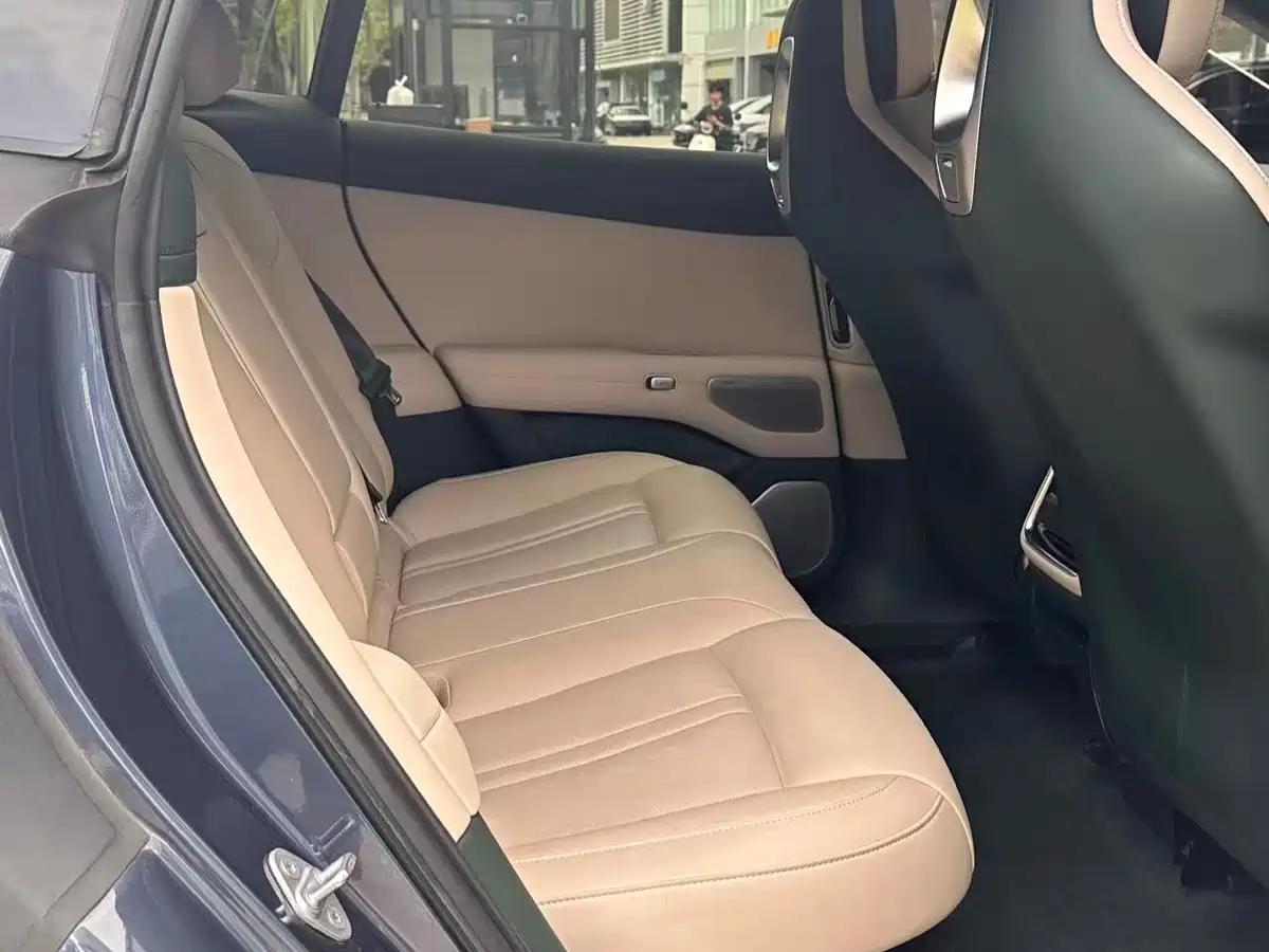 XIAOMI CAR XIAOMI YU7