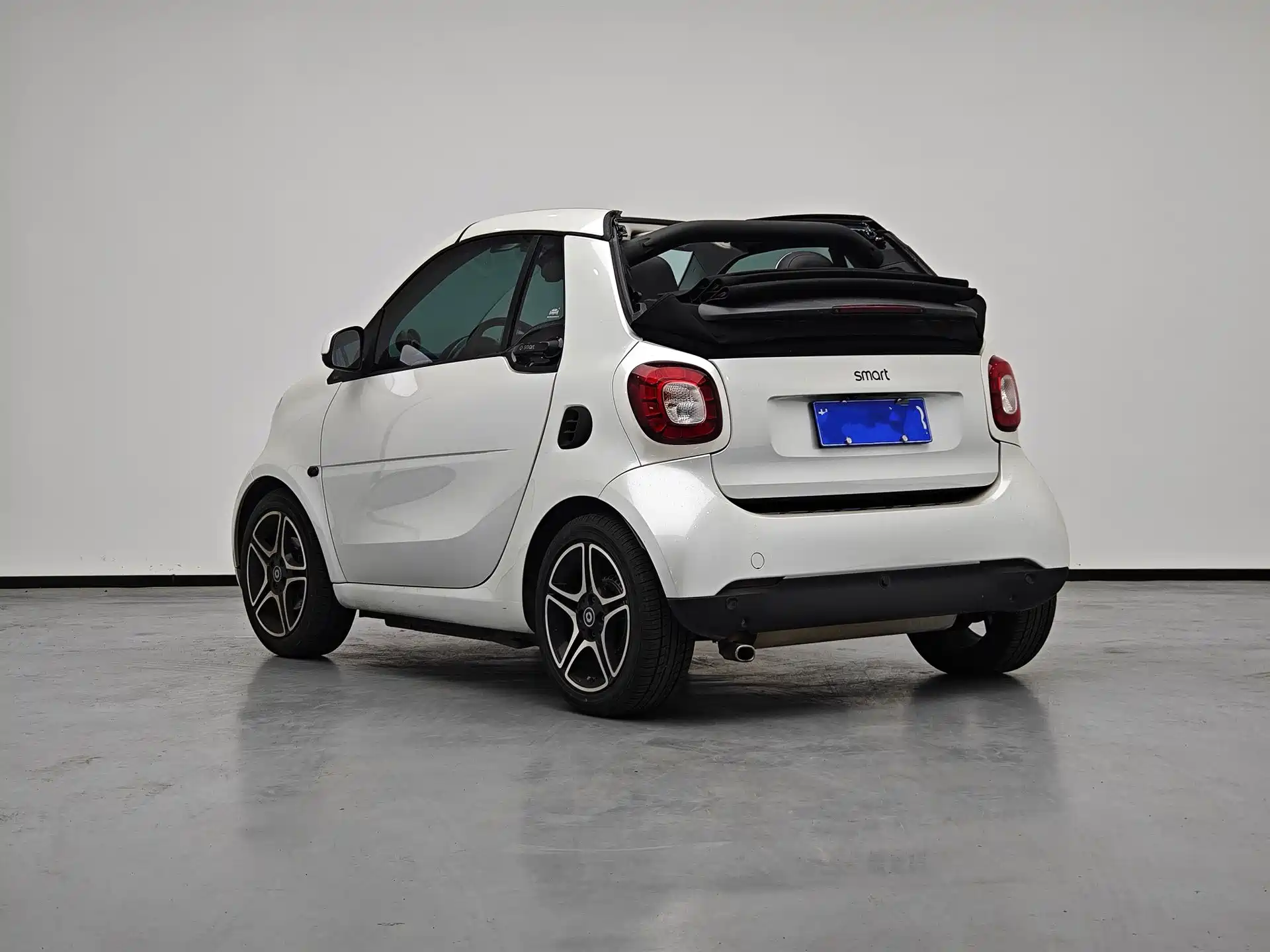 Фото 4 - smart fortwo