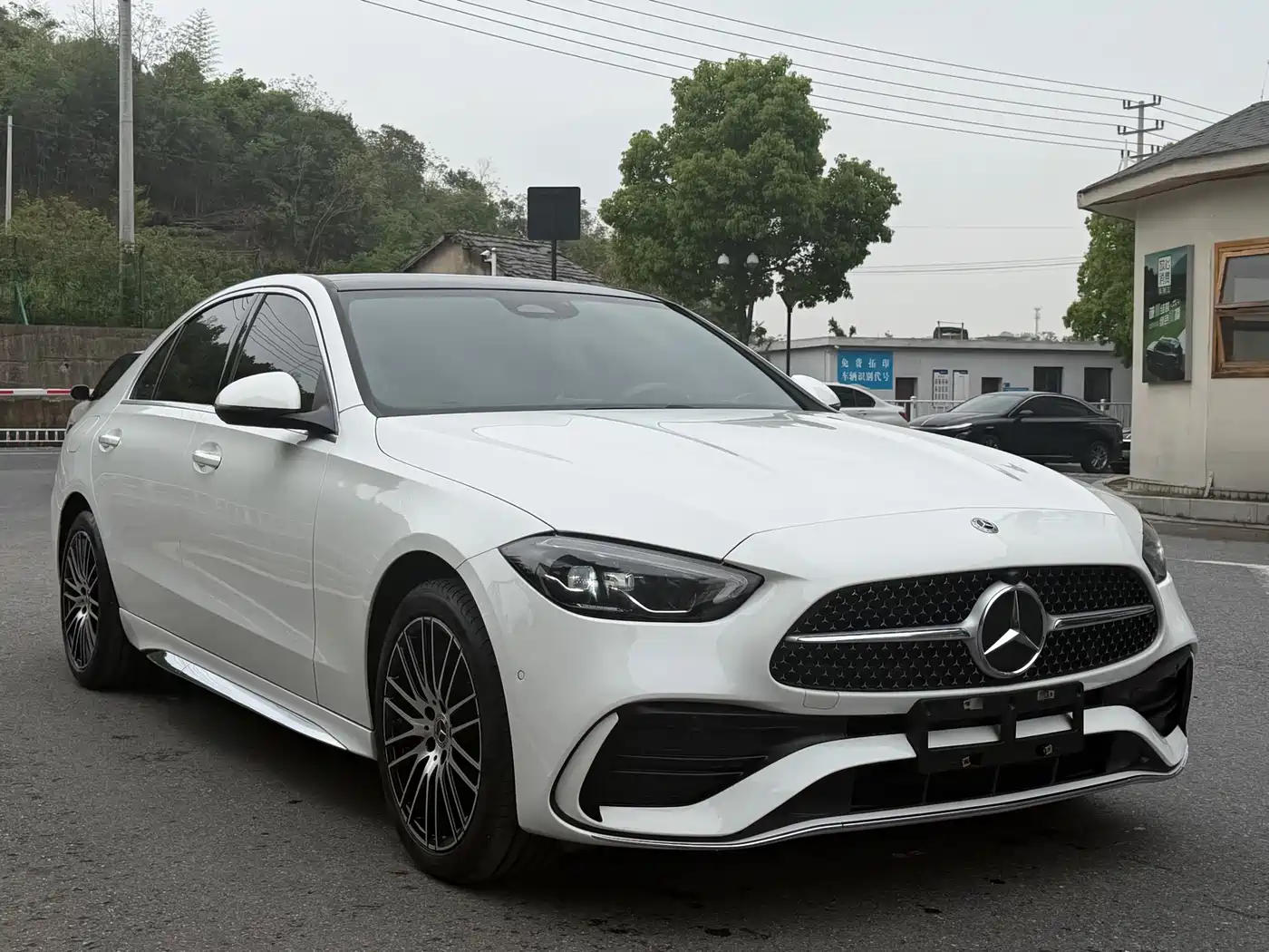 Mercedes-Benz C-Class 2022 C 260 L Sport Edition фото 2
