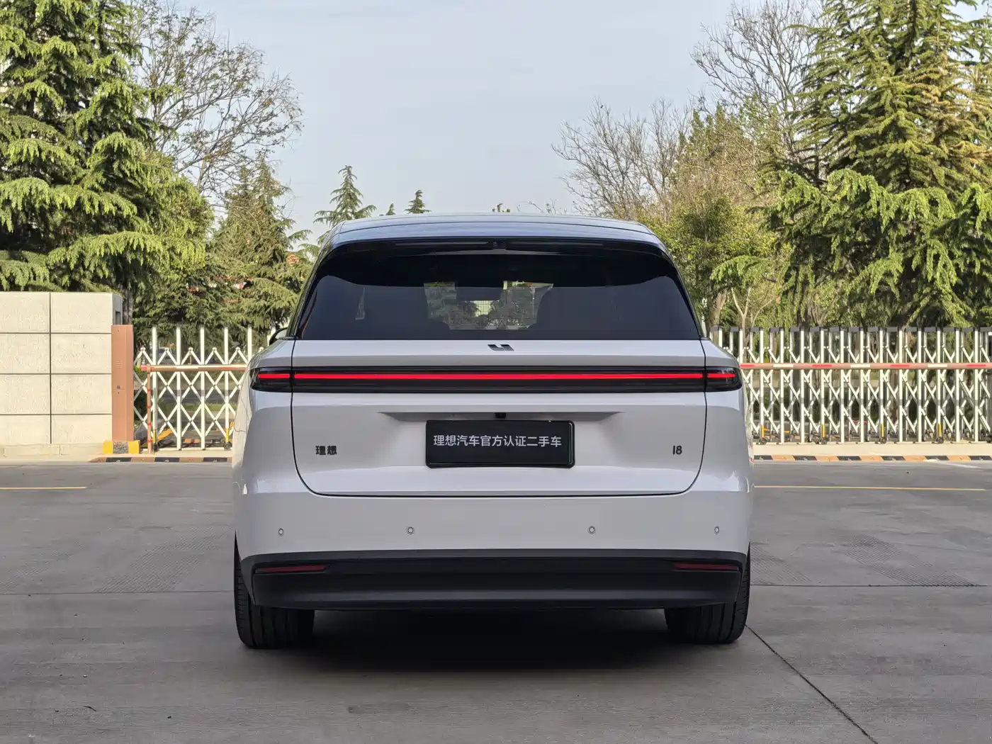 Li Auto IDEAL I8