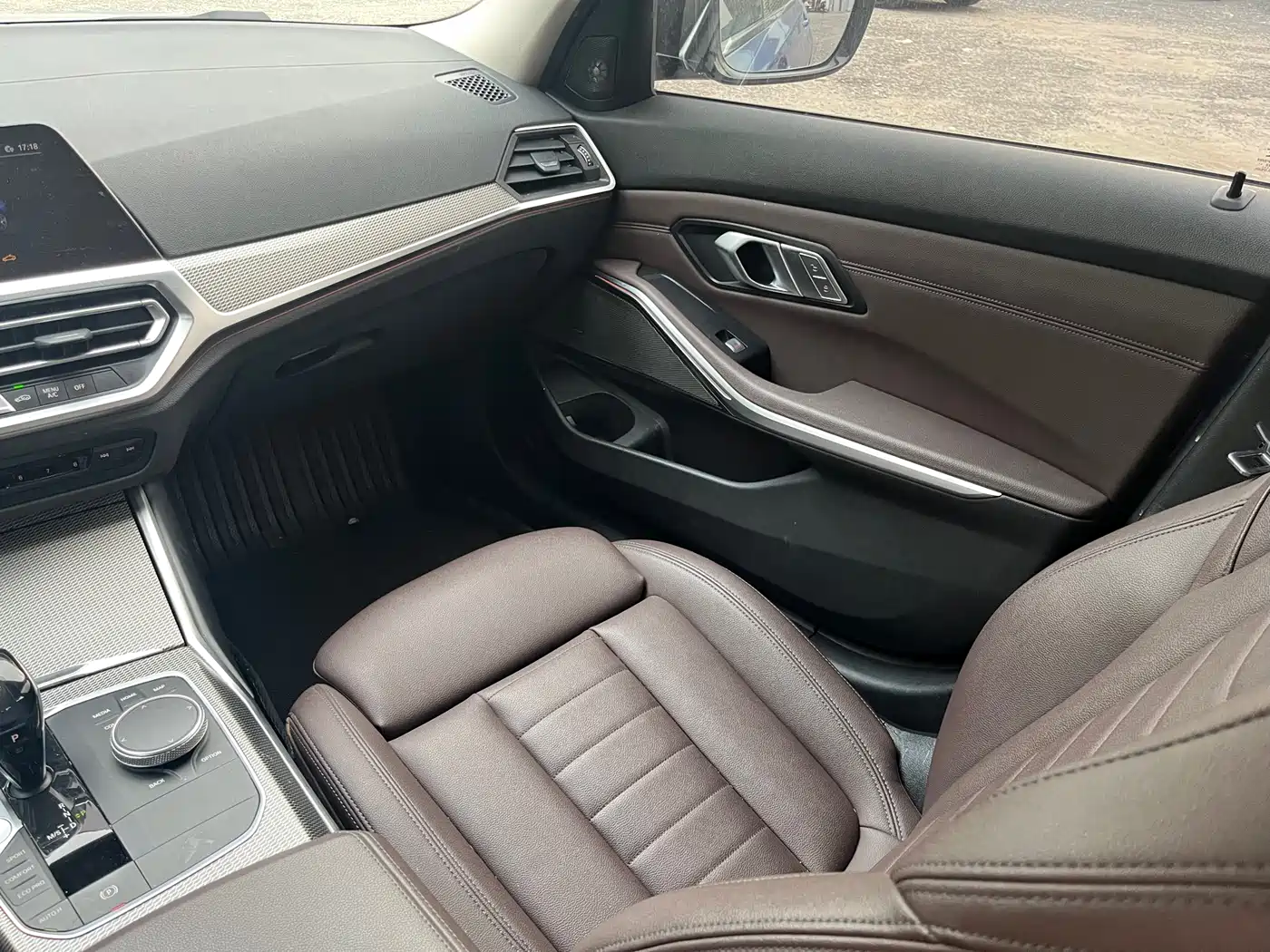 BMW 3 Series 2020 325Li M Sport Black Night Package фото 11