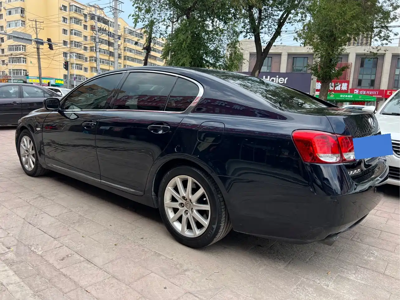 Photo 4 - Lexus GS