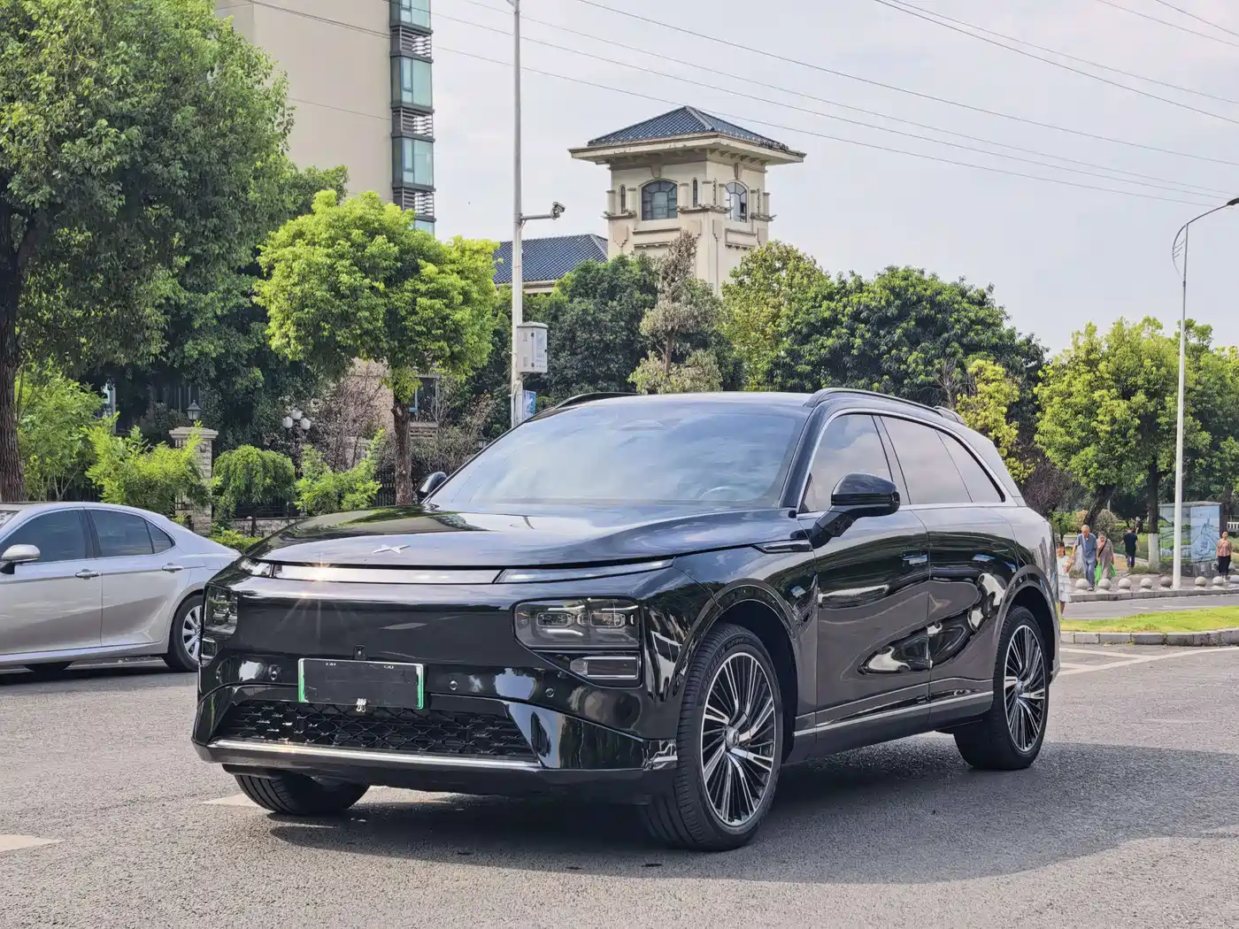 XPeng G9