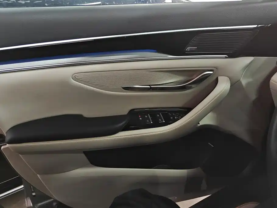 BYD Song PLUS PHEV 2021 DM-i 110KM Flagship PLUS фото 7