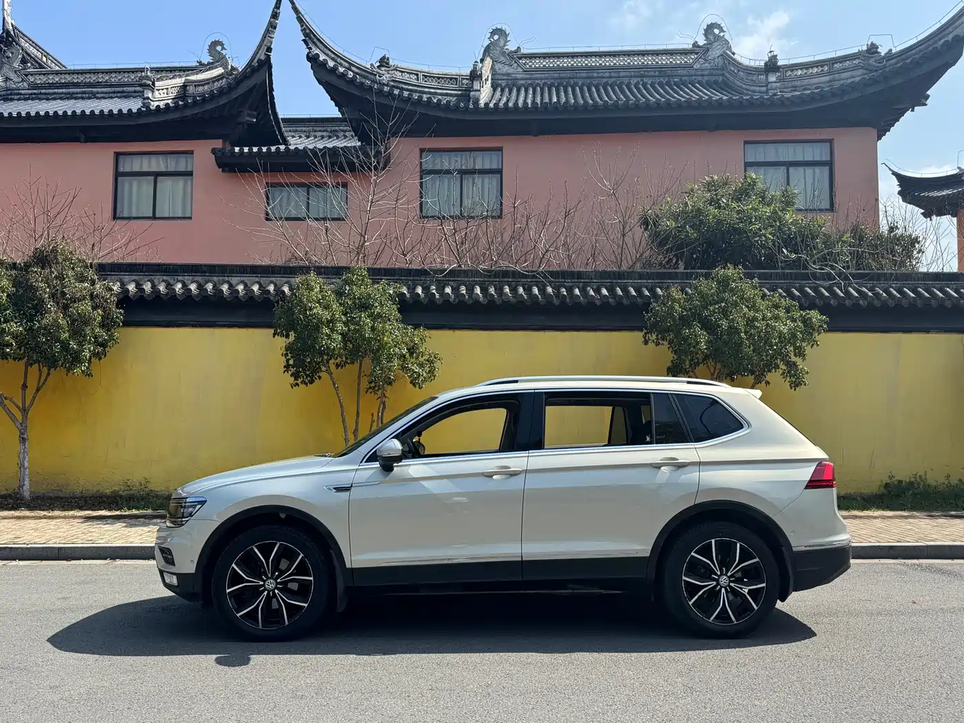 Volkswagen Tiguan L 2017 330TSI Automatic 2WD Luxury Edition фото 4