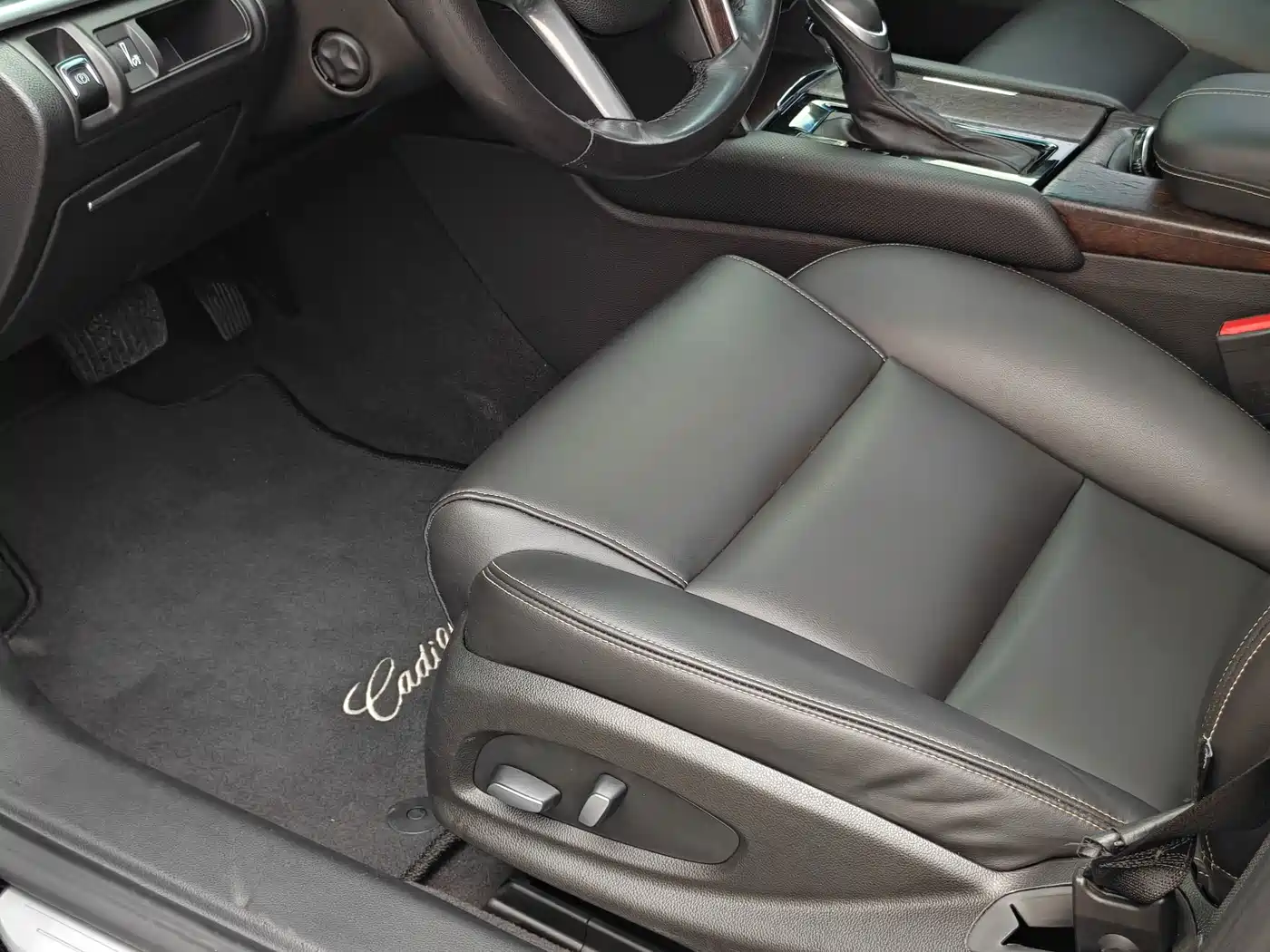 Cadillac XTS 2019 2018 28T Technology