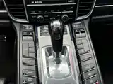 Photo 14 - Porsche Panamera
