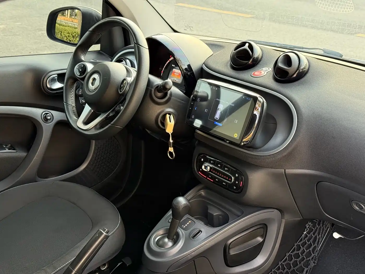 smart fortwo 2018 2018 1.0L 52kW Hardtop Passion Edition China V