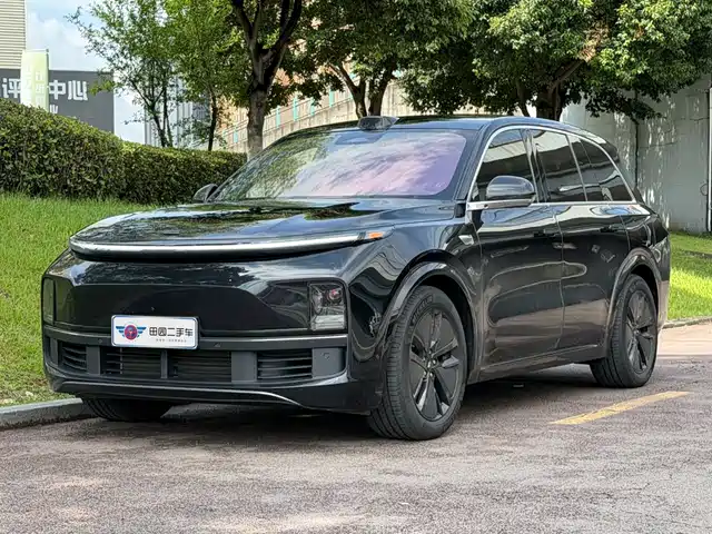 Li Auto Li L8 2024
