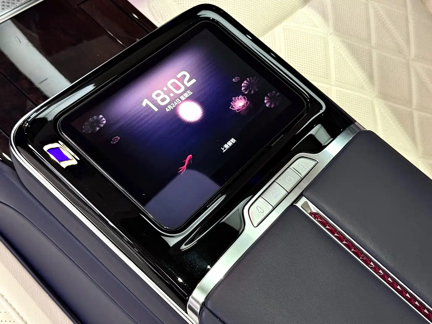 Hongqi Guoya 2024 4.0T V8 Version фото 30