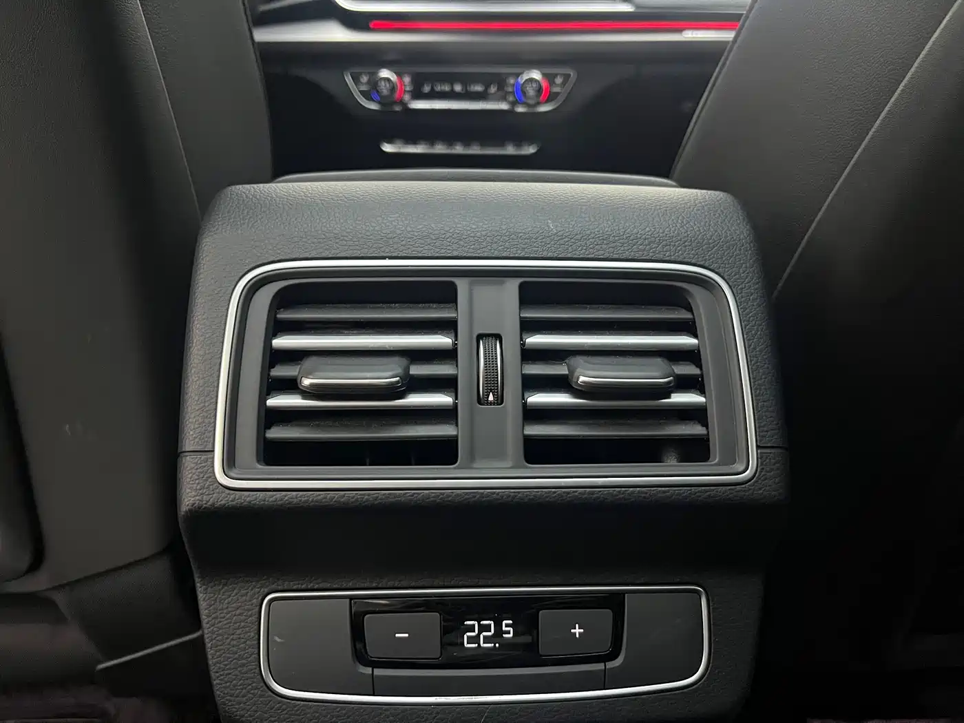 AUDI Q5L SPORTBACK