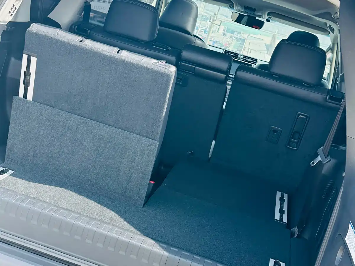 Toyota Prado 2019 3.5L Automatic TX-L Zunxiang Edition with Rear-mounted Spare Tire фото 36