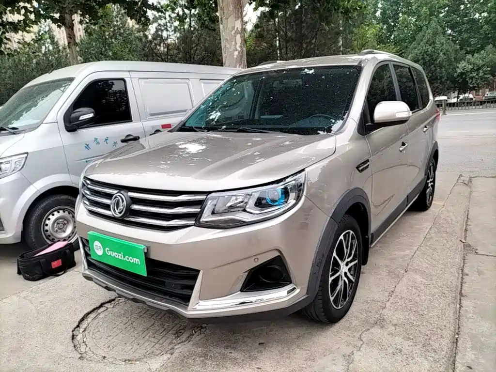 Dongfeng Fengxing Fengxing SX6 2020 2019 1.6L Manual Luxury China VI