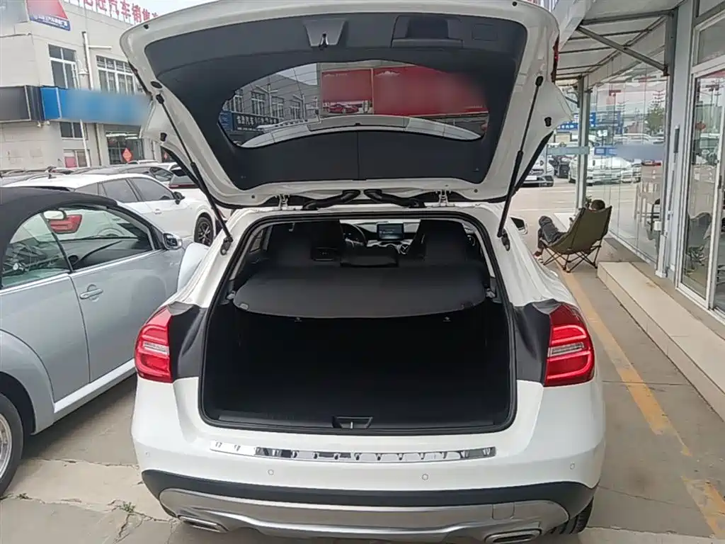 Mercedes-Benz GLA 2016 GLA 220 4MATIC Fashion фото 19