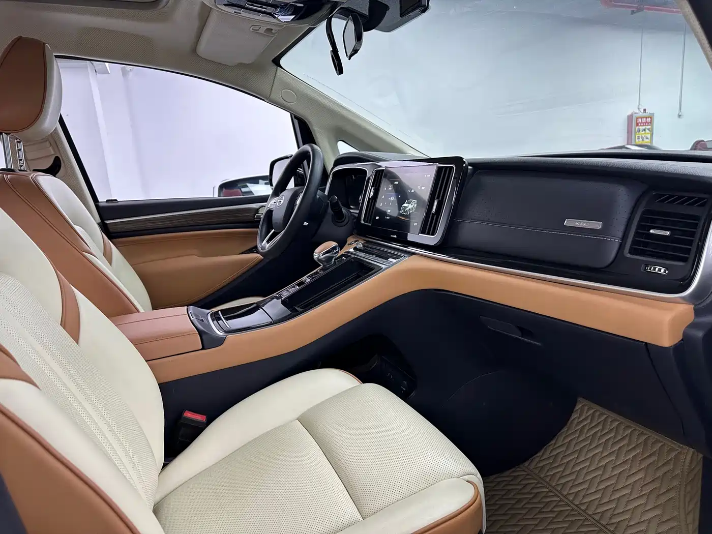 GAC Trumpchi Trumpchi M8 2021 Leading Series 390T Flagship фото 16