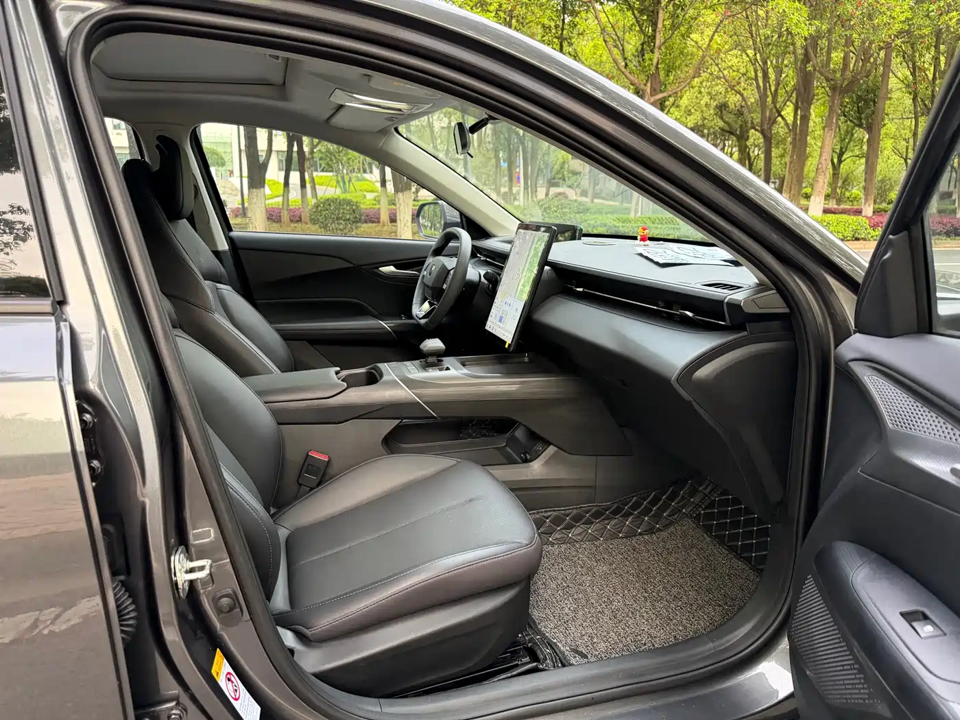 Photo 10 - Changan Eado