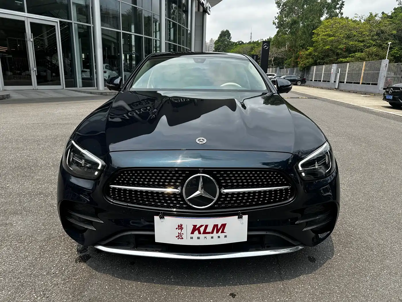 Mercedes-Benz E-Class 2023 E 300 L Sport Luxury фото 2