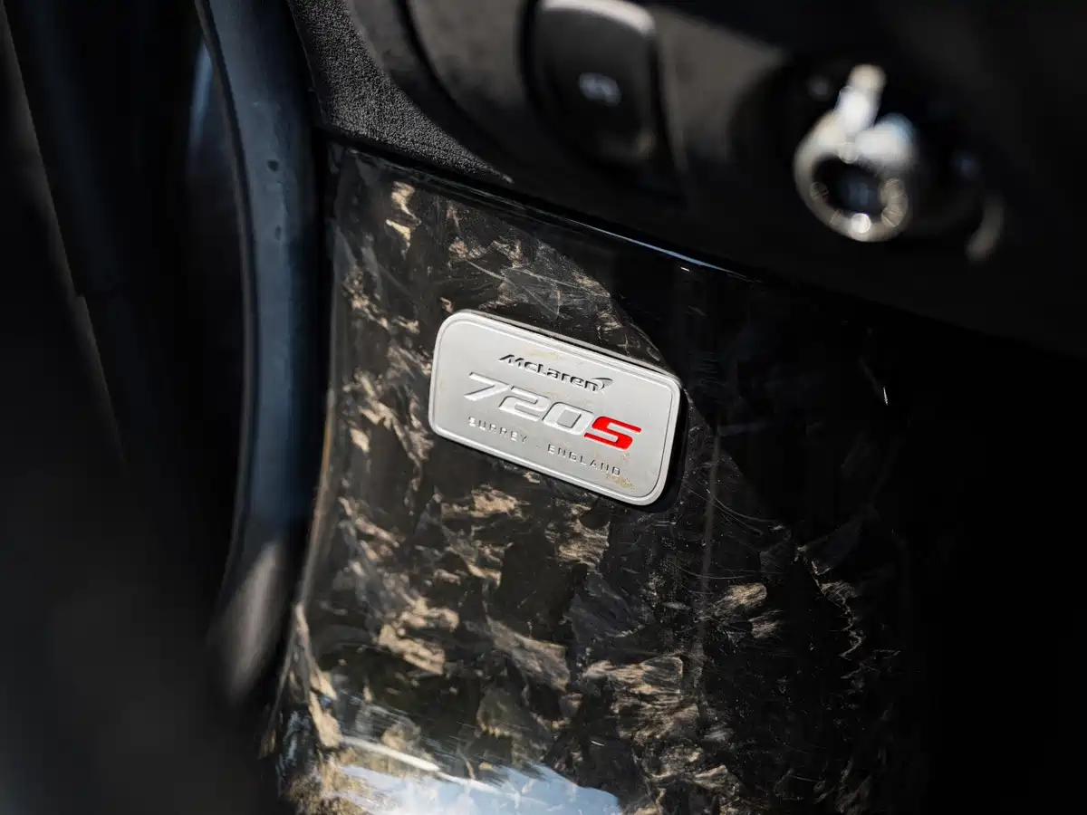 Photo 24 - McLaren 720S