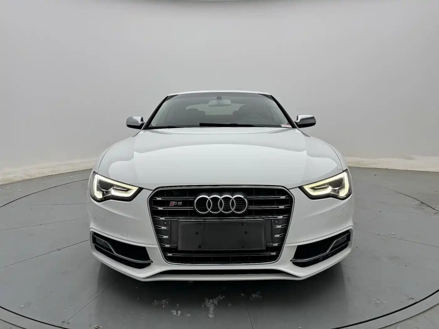 Audi A5 (Import) 2013 Coupe 40 TFSI Style Edition фото 2