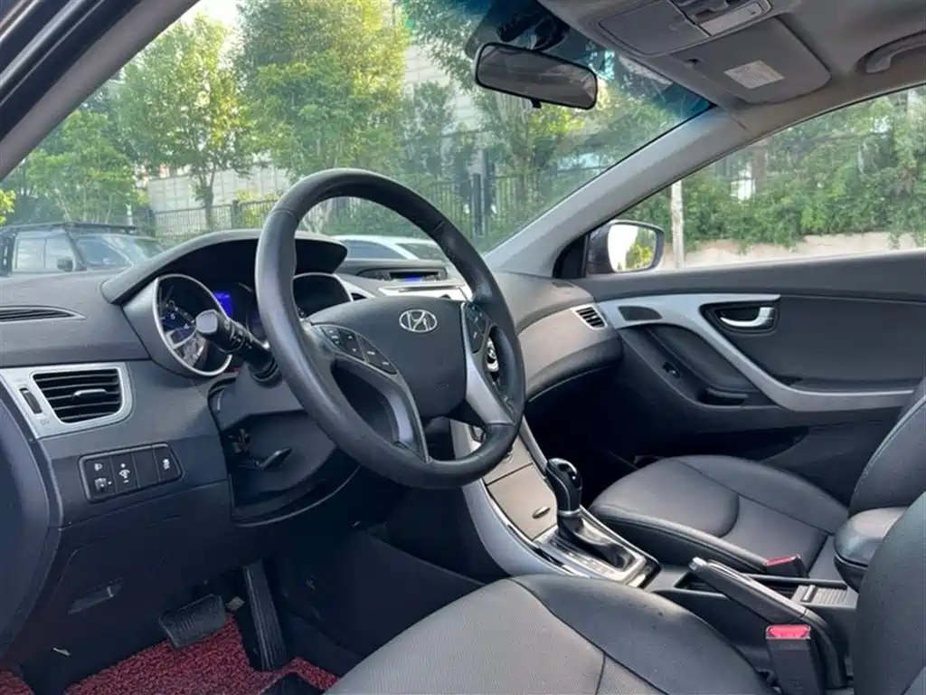 Hyundai Langdong 2015 1.6L Auto Exclusive фото 7