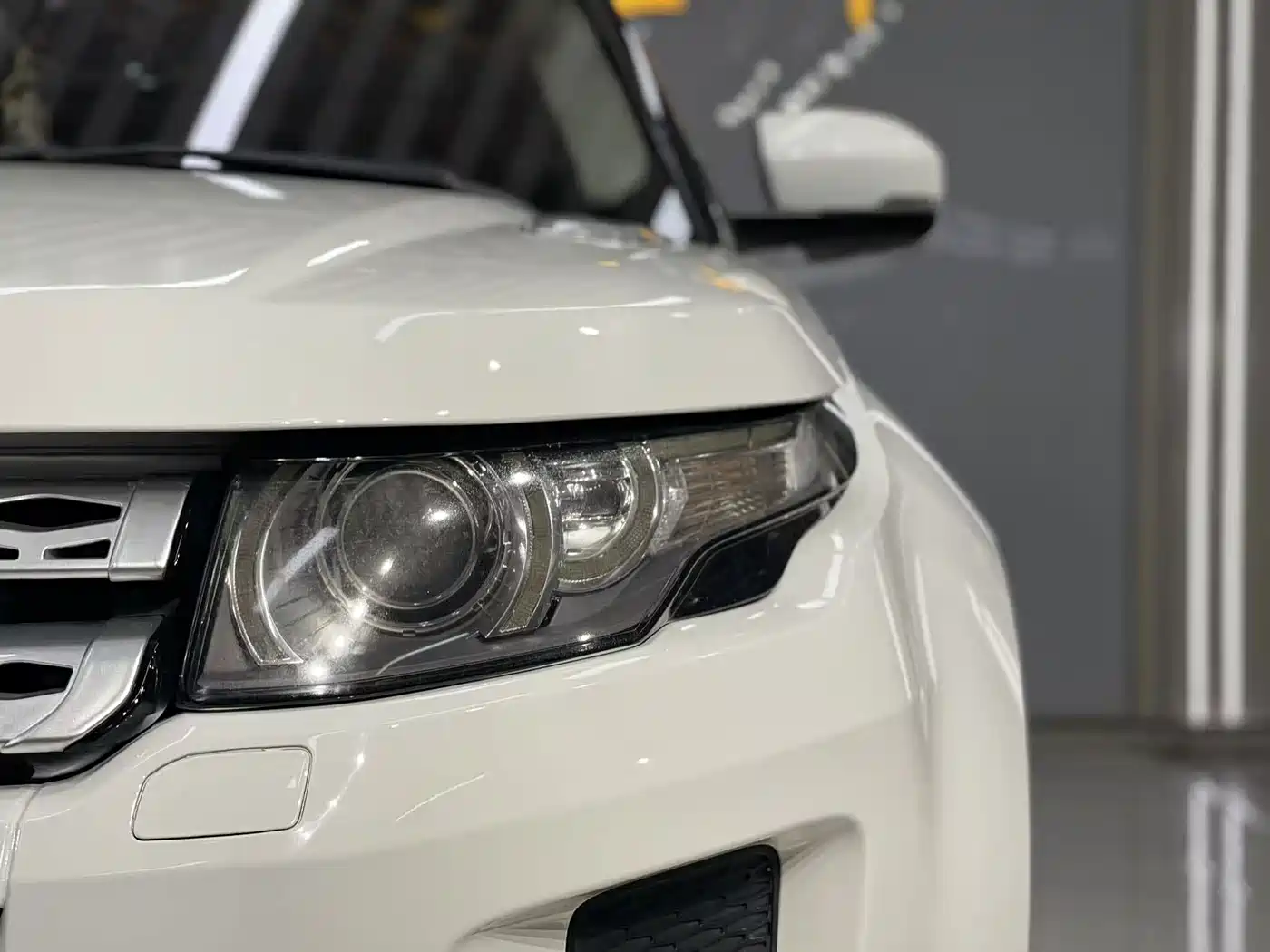 Land Rover Range Rover Evoque (Import) 2012 2012 2.0T 3-door Sport Edition
