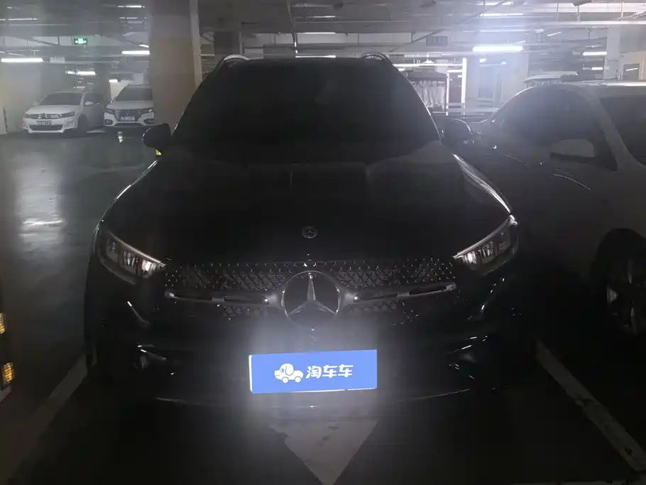 2026 Mercedes-Benz GLC