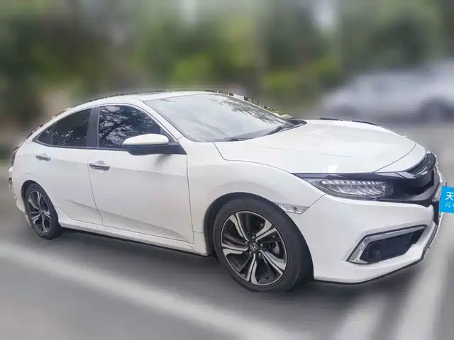 Honda Civic 2019 220TURBO CVT Jingqing Edition China VI — фото 3