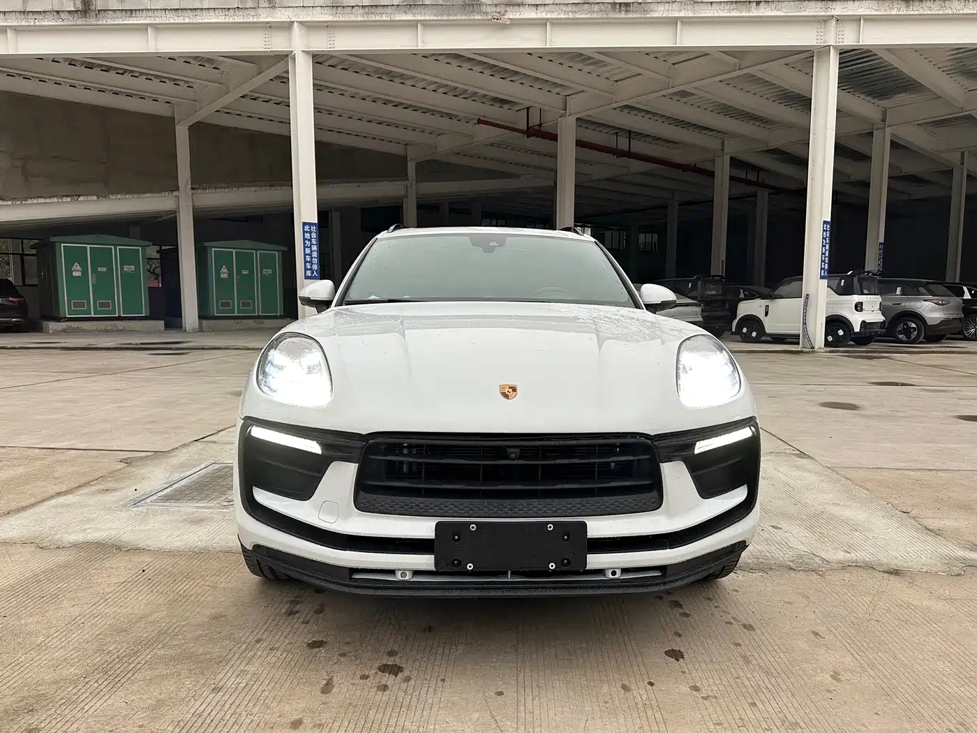 Porsche Macan 2017 Macan GTS 3.0T фото 2
