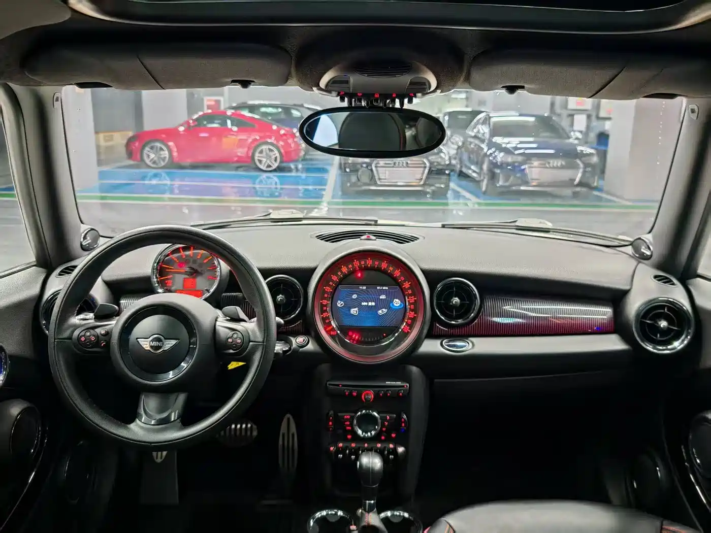 Фото 29 - MINI CLUBMAN