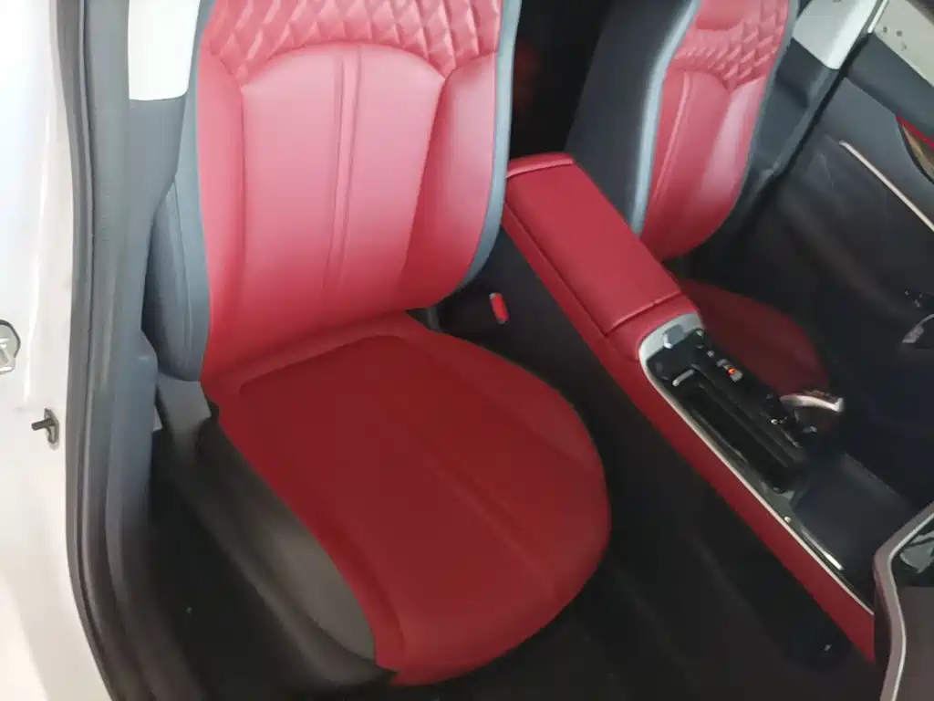 Dongfeng Aeolus Yixuan MAX 2022 2021 1.5T Trendy Dad Edition