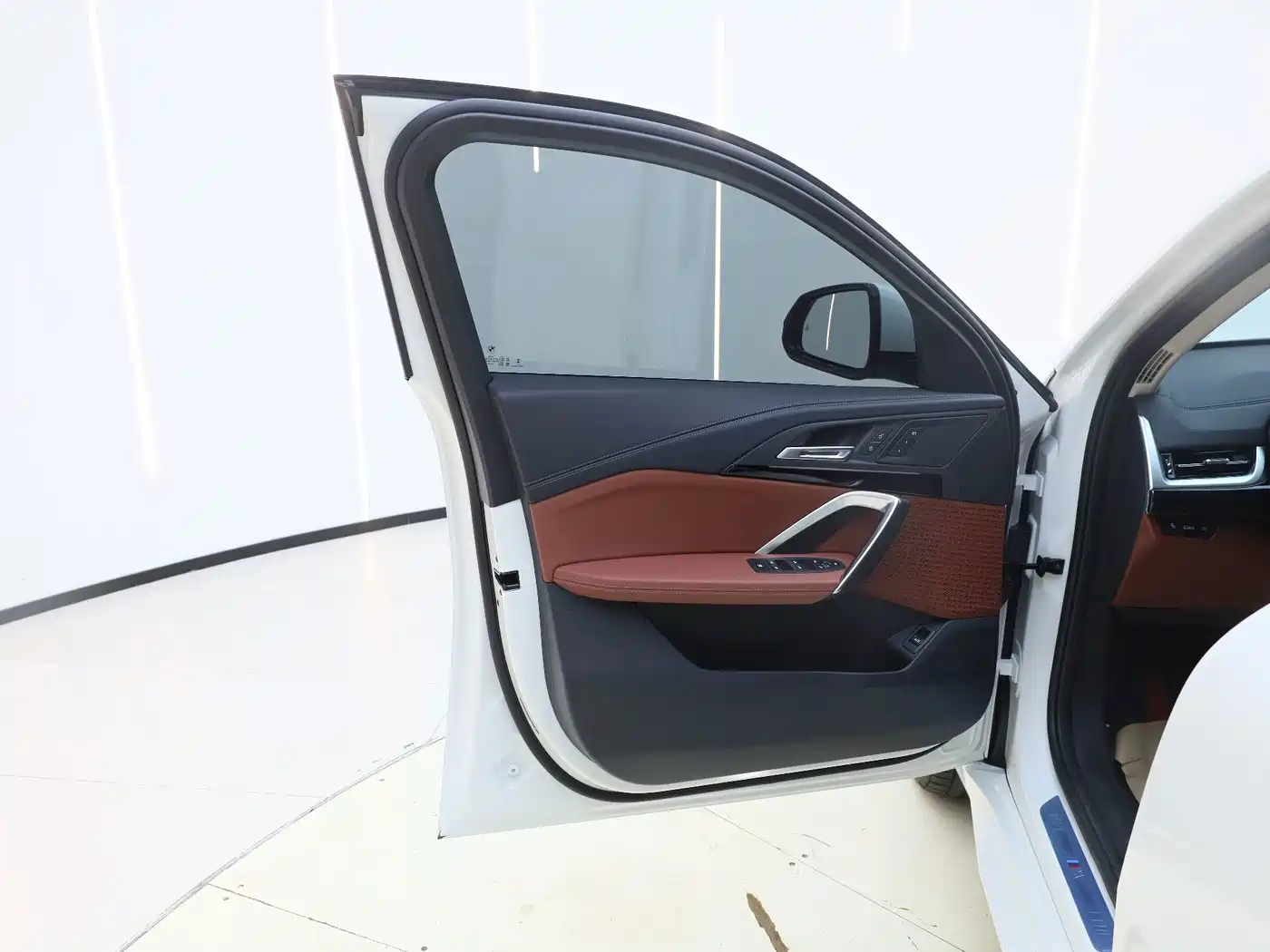 BMW X2 (Import) 2026 2025 sDrive25i M Sport Package