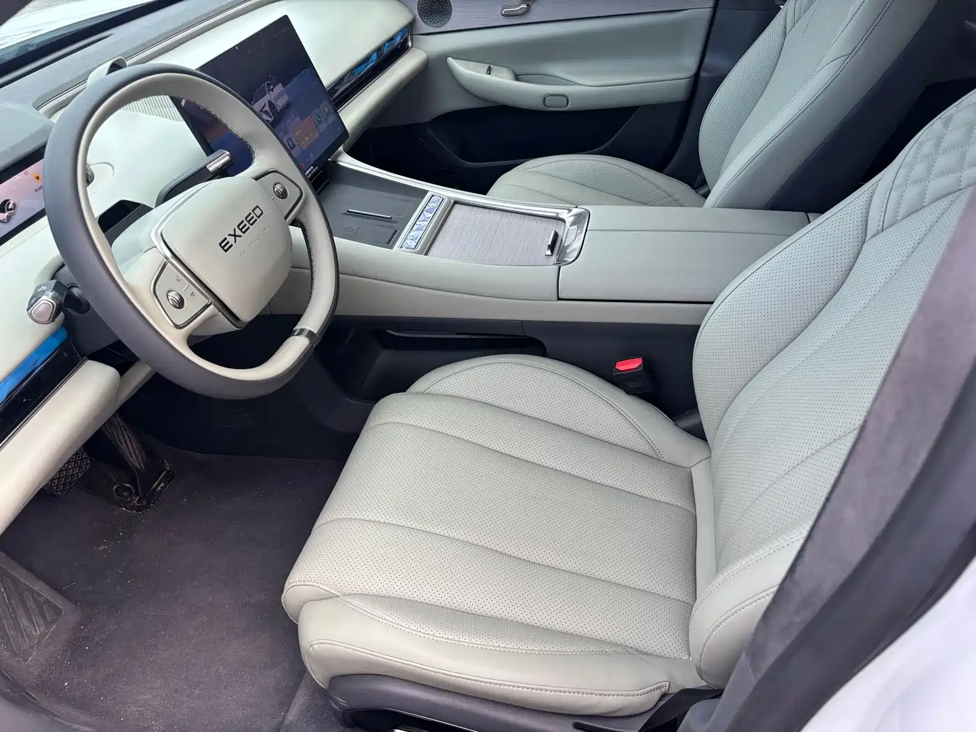 Exeed Exlantix ES 2025 2025 Model Extended Range Plus Comfort Smart