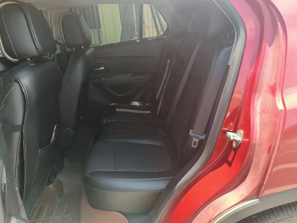 Chevrolet Trax 2014 1.4T Automatic 2WD Luxury фото 15