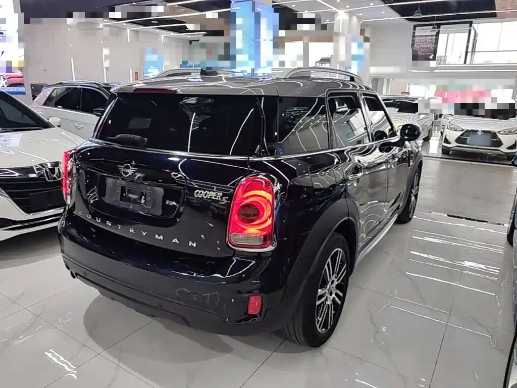 Фото 7 - MINI COUNTRYMAN