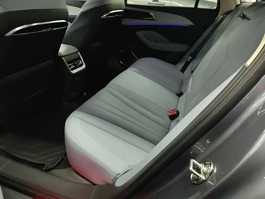 Hongqi H5 PHEV 2025 2025 170 Super Hybrid Edition